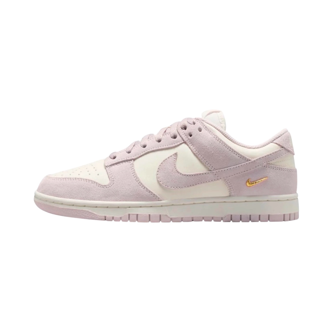 Nike low dunk SE “Sail Pearl Pink”