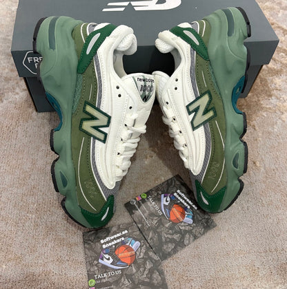 NEW BALANCE 1000