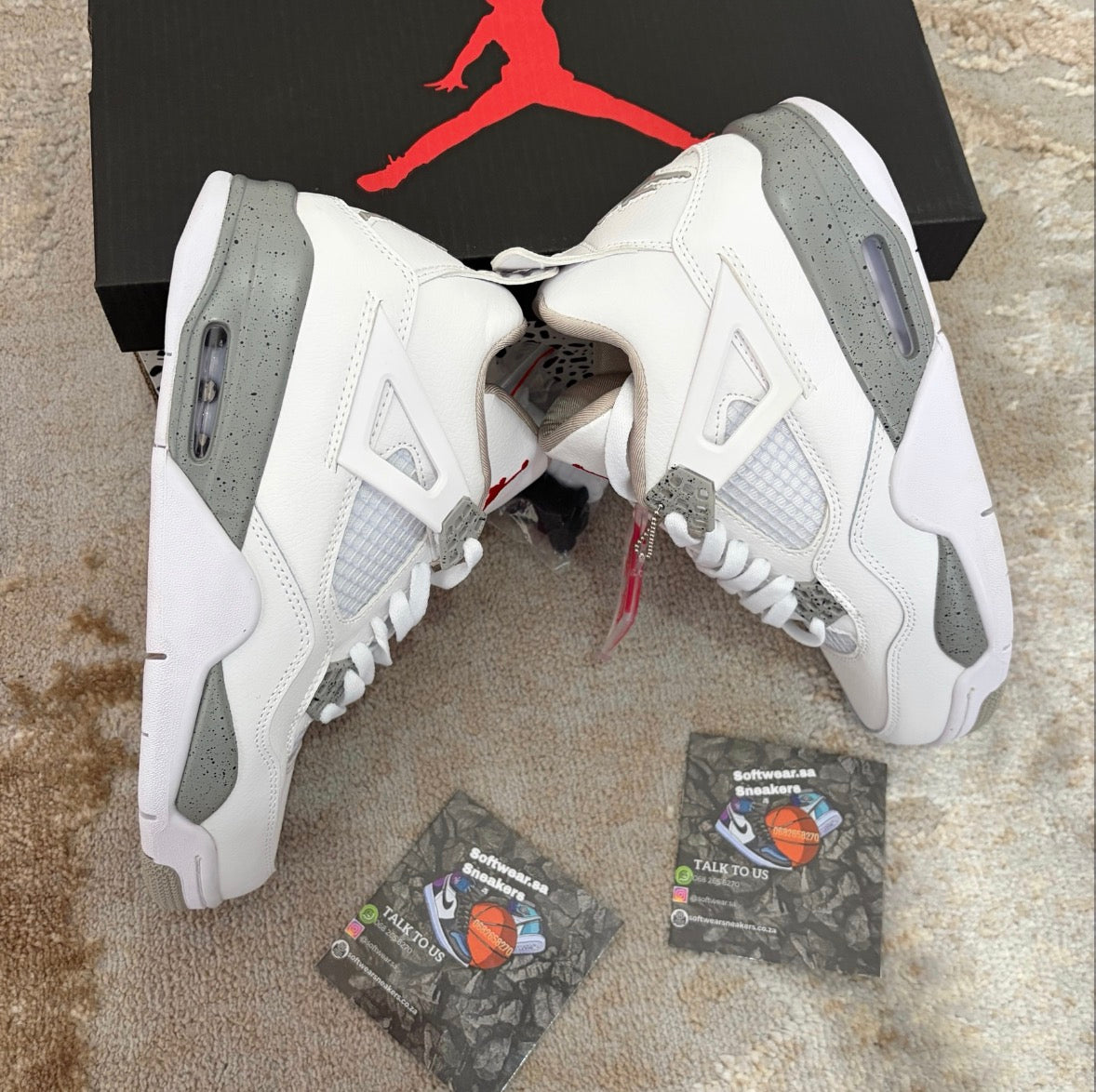 AIR JORDAN 4 ‘WHITE OREO’