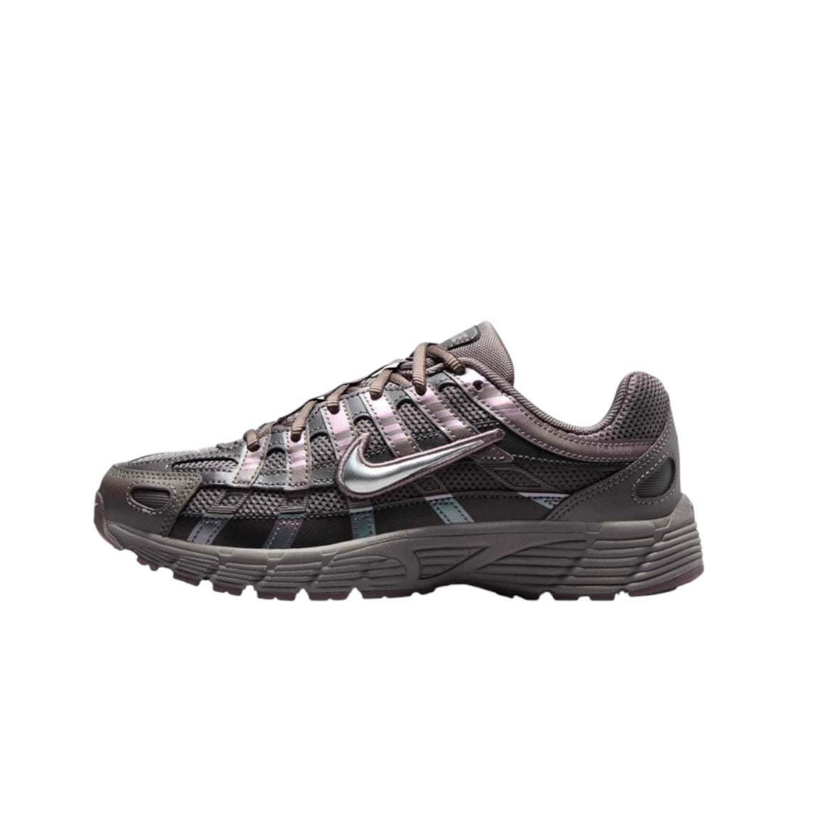 NIKE P6000