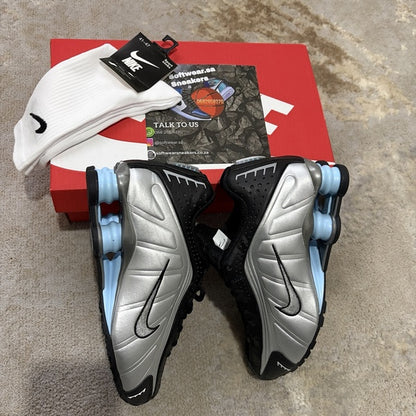 Nike Shox R4