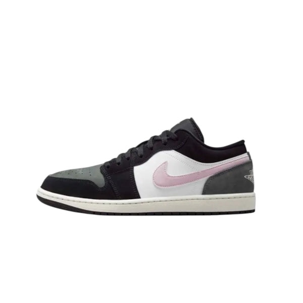 JORDAN 1 LOW “SE Black Iced Carmine”